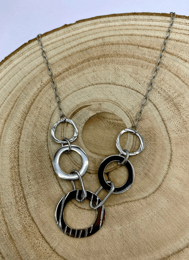 Collier Saty