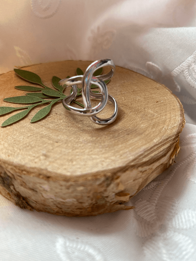 Bague entrelacée 