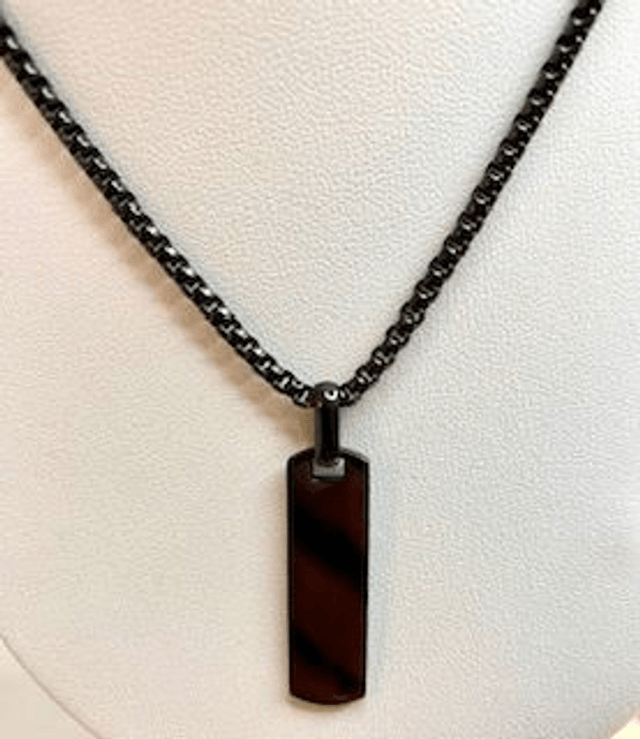 Collier pendentif carré en acier inoxydable HOMME 